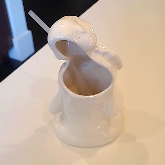 Kobe Steak House Geisha Ceramic Cocktail Glass - Picture 2 of 8